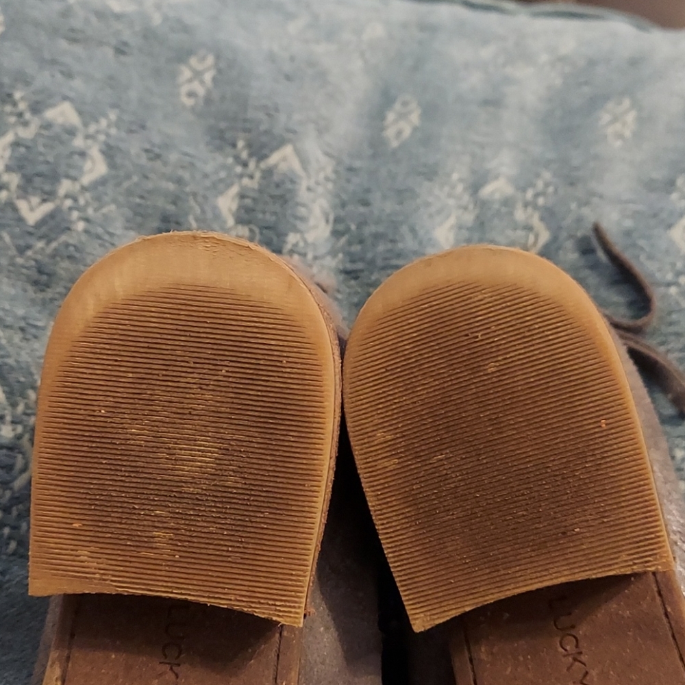 Super Cute Lucky Booties 7 1/2 - Picture 7 of 10